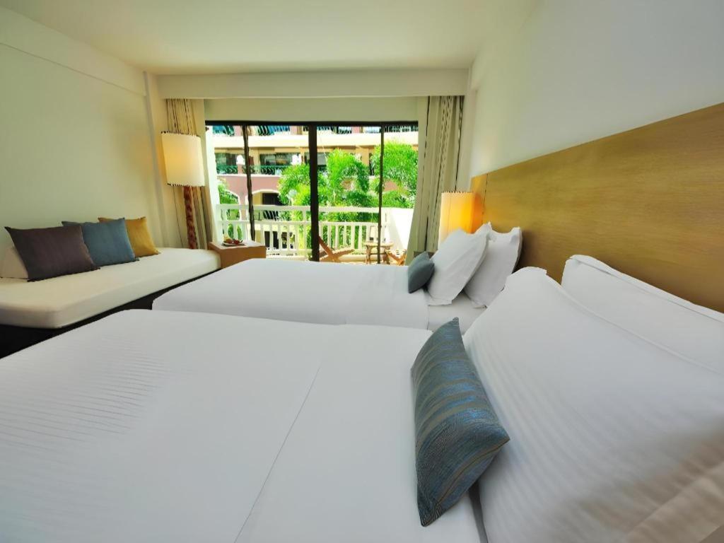 فندق Ramada By Wyndham Phuket Southsea Karon المظهر الخارجي الصورة
