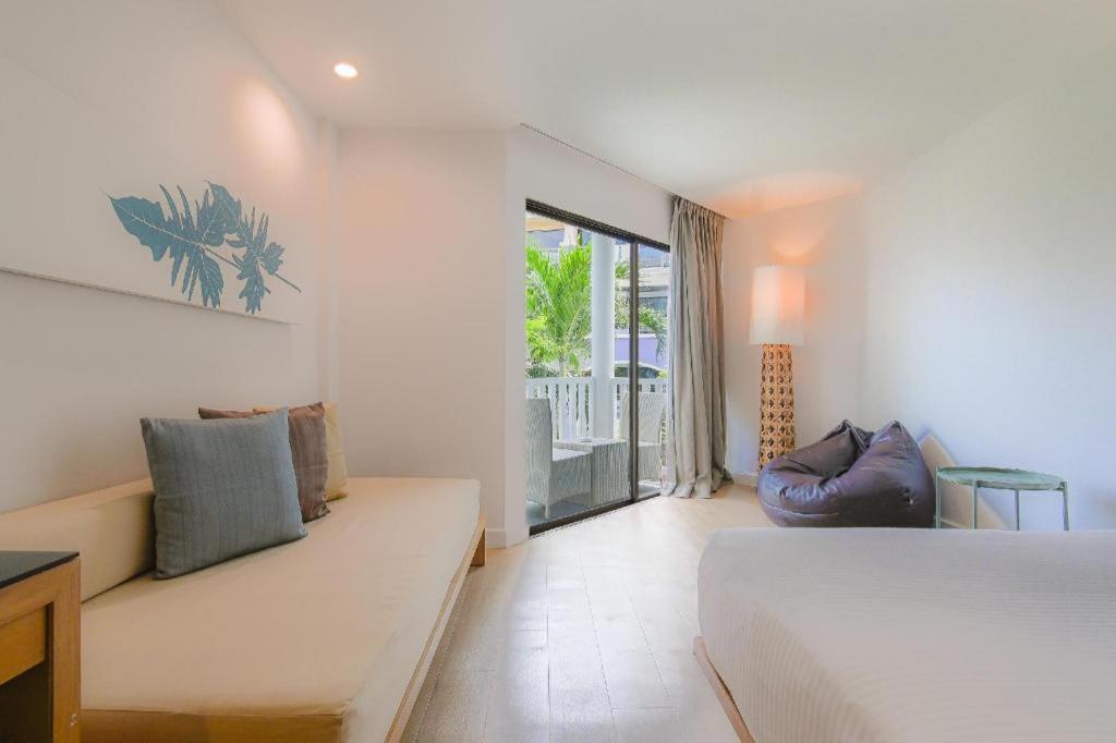 فندق Ramada By Wyndham Phuket Southsea Karon المظهر الخارجي الصورة
